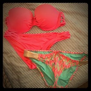 Shade & Shore Bikini set size xlg / 38D